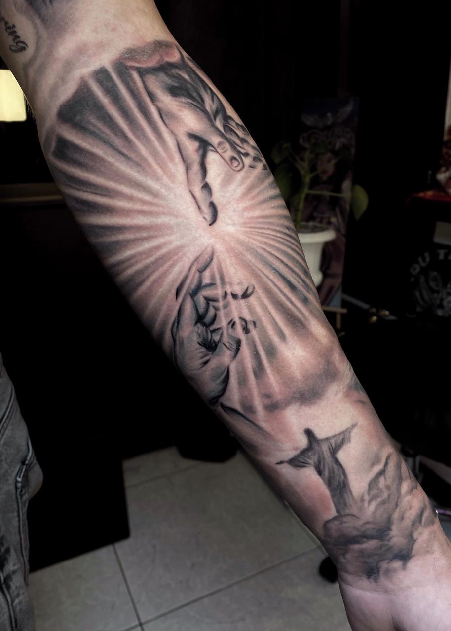 Manga completa brazo en Providencia - Samsara Tattoo